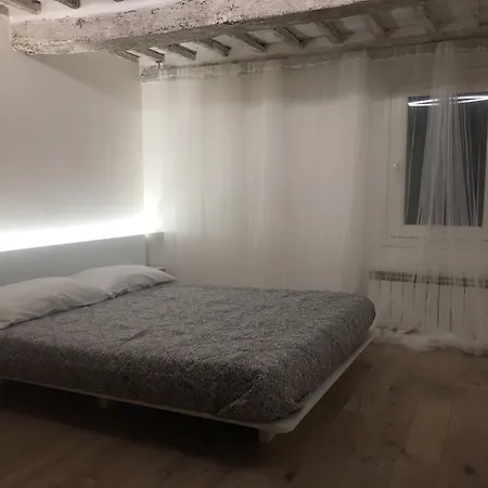 Pispini Lejlighed *
